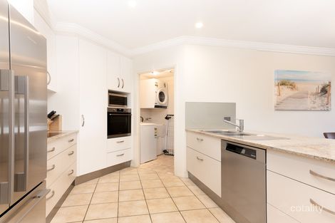 Property photo of 2/2 Pacific Parade Yamba NSW 2464