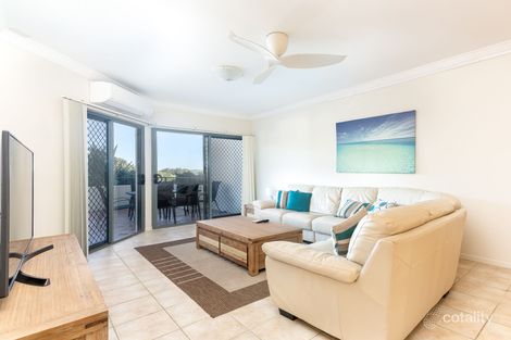 Property photo of 2/2 Pacific Parade Yamba NSW 2464