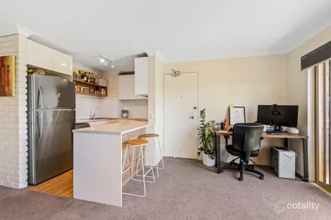 13/4 Rolan Ct, Palm Beach, QLD 4221