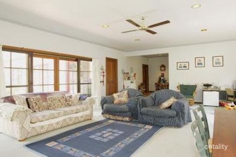 Property photo of 28 Nepean Avenue Hampton East VIC 3188