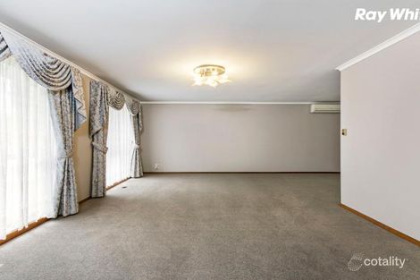 Property photo of 112 Fraser Crescent Wantirna South VIC 3152