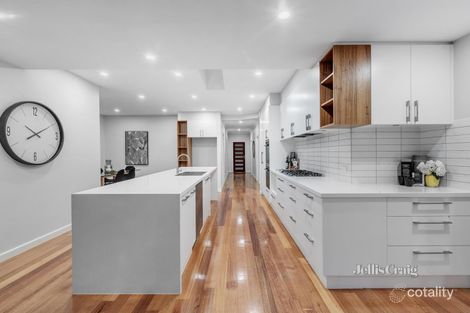 Property photo of 64 Barrington Street Bentleigh East VIC 3165