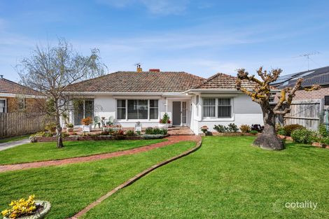 Property photo of 17 Hamlyn Avenue Hamlyn Heights VIC 3215