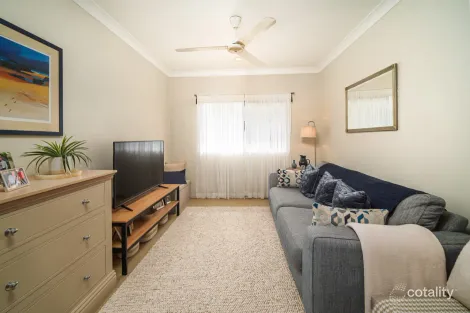 Property photo of 5 Fossilbrook Bend Trinity Park QLD 4879