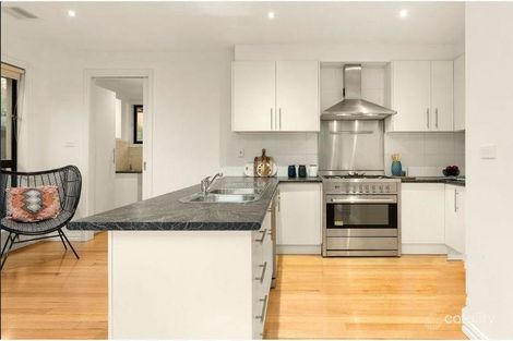 Property photo of 18 Waratah Drive Altona Meadows VIC 3028