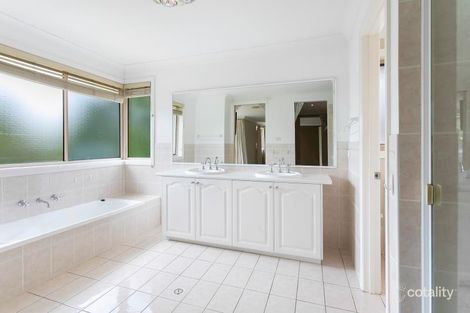 Property photo of 9 Waterside Grove Warriewood NSW 2102