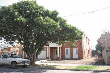 8 Palm St, Fairfield, VIC 3078