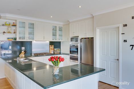 Property photo of 2 Maddison Circuit Darley VIC 3340