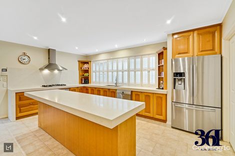 Property photo of 53 Illawong Terrace Burnside VIC 3023