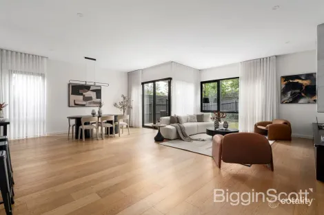 Property photo of 3A Parkview Place Doncaster VIC 3108
