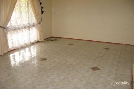 Property photo of 110 Donalbain Circuit Rosemeadow NSW 2560
