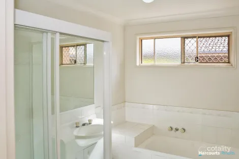 Property photo of 45 Candytuft Place Calamvale QLD 4116