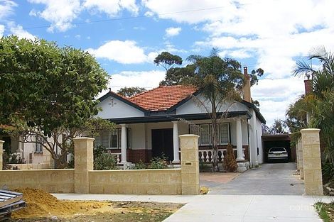 9 Clyde Rd, Menora, WA 6050