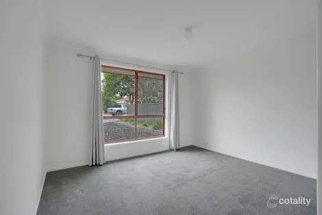 Property photo of 21 Balmoral Circuit Blakeview SA 5114