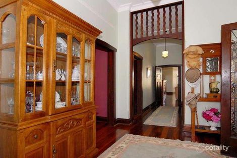 Property photo of 10 McPherson Street Menora WA 6050