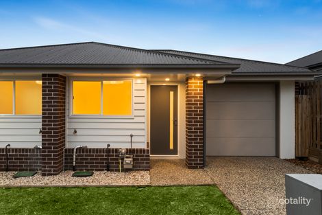 Property photo of 2/3 Diva Lane Glenvale QLD 4350