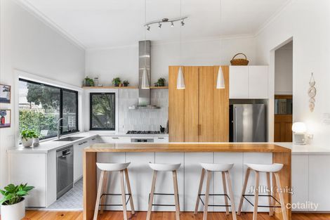 Property photo of 5 Mile End Road Carnegie VIC 3163