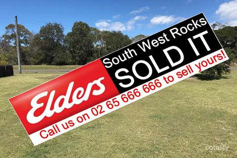 Property photo of 33 Creek Street Hat Head NSW 2440