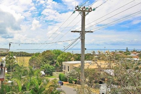 17 Warra St, Wynnum, QLD 4178