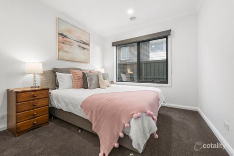 Property photo of 44 Jessica Way Highton VIC 3216