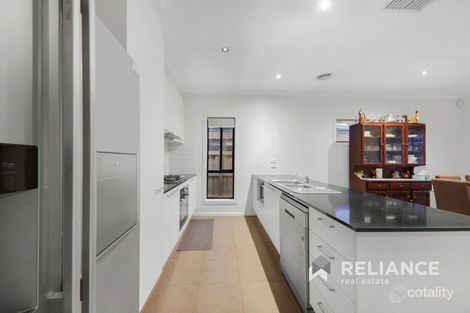 Property photo of 82 Middleton Drive Point Cook VIC 3030