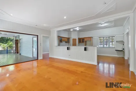 Property photo of 16 Vimy Street Bardon QLD 4065