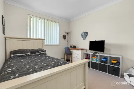 Property photo of 96 Lord Howe Drive Ashtonfield NSW 2323