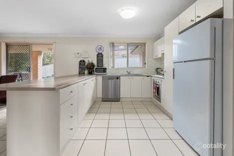 Property photo of 96 Lord Howe Drive Ashtonfield NSW 2323
