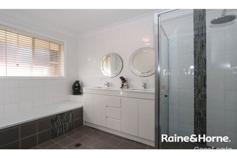 Property photo of 5 Sherman Place Llanarth NSW 2795