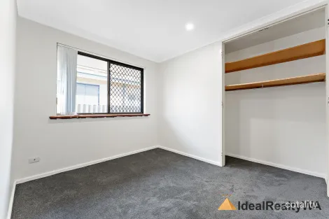 Property photo of 32 Glennon Way Rossmoyne WA 6148