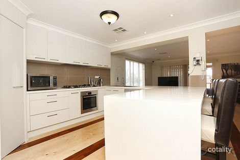 Property photo of 16 Edrom Close Prestons NSW 2170