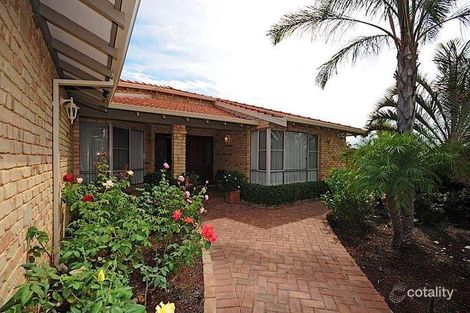 11 Brandwood Gdns, Leeming, WA 6149