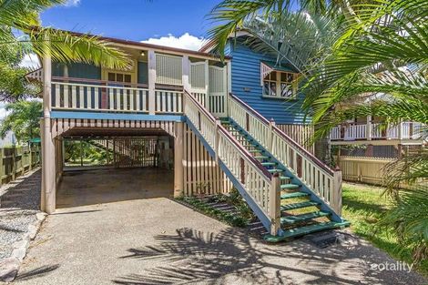 10 Erskine Ave, Kedron, QLD 4031