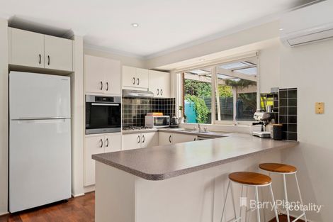 Property photo of 1 Perry Close Croydon South VIC 3136