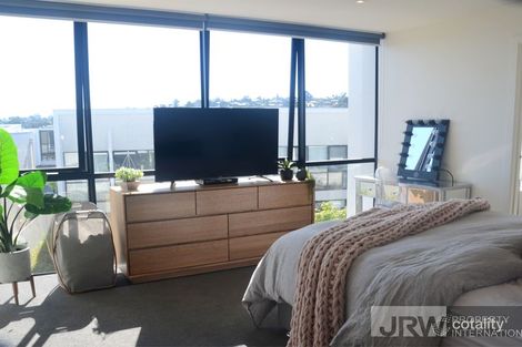 Property photo of 31 Bardaster Boulevard Chirnside Park VIC 3116