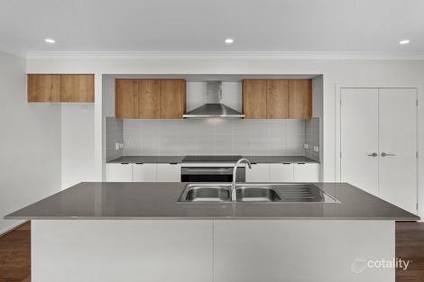 Property photo of 29 Vanessa Crescent Cotswold Hills QLD 4350