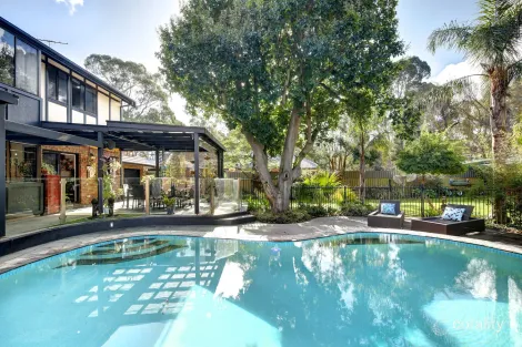 Property photo of 26 Crossing Road Aberfoyle Park SA 5159