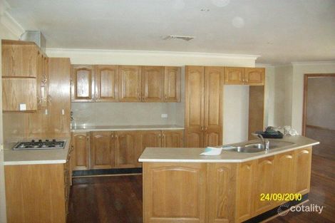 Property photo of 30 Ivy Avenue McGraths Hill NSW 2756