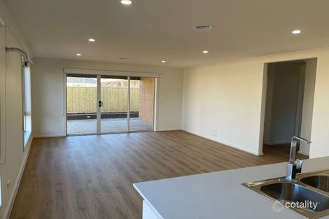 Property photo of 30 Botwood Street Mickleham VIC 3064