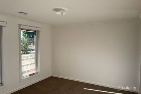 Property photo of 30 Botwood Street Mickleham VIC 3064