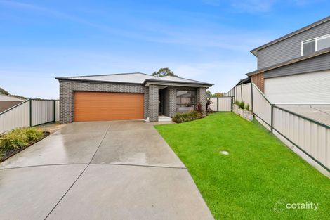4 Burkella Cl, Mount Clear, VIC 3350