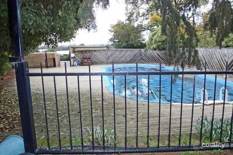 Property photo of 19 Summit Court Mooroolbark VIC 3138
