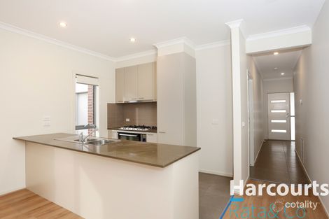 Property photo of 43 Garden Road Doreen VIC 3754