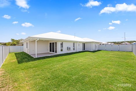 Property photo of 18 Katherine Way Nikenbah QLD 4655