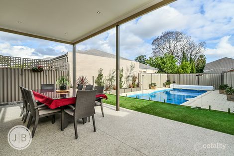 61b Henning Cres, Manning, WA 6152