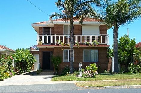 105 Edinboro St, Mount Hawthorn, WA 6016