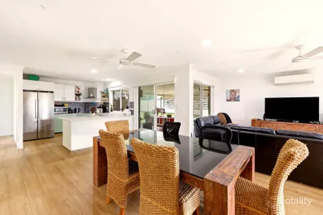 Property photo of 6 Lynette Court Deception Bay QLD 4508
