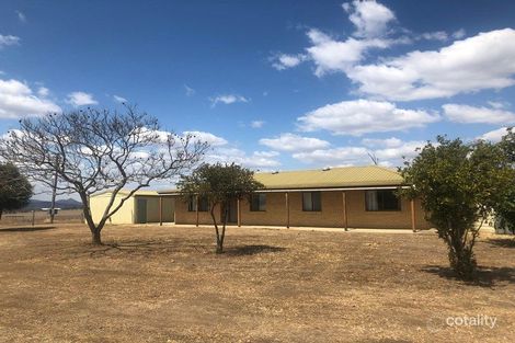 960 Middle Rd, Peak Crossing, QLD 4306