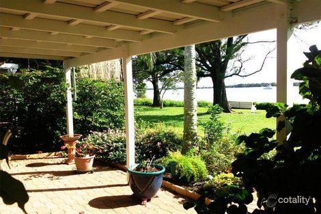 Property photo of 33B/10 Spinnaker Drive Sandstone Point QLD 4511