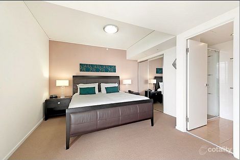 Property photo of 1308/22 Surf Parade Broadbeach QLD 4218